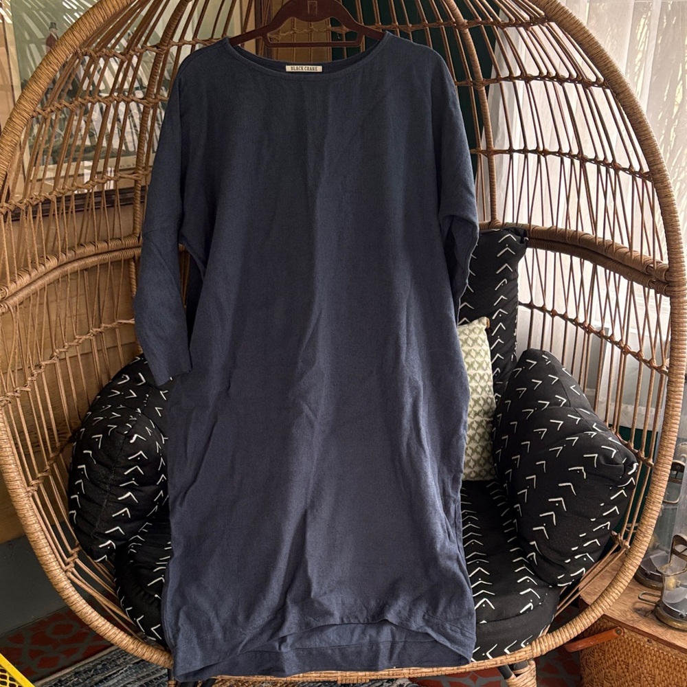 Black Crane Navy Long-Sleeve Shift Dress
